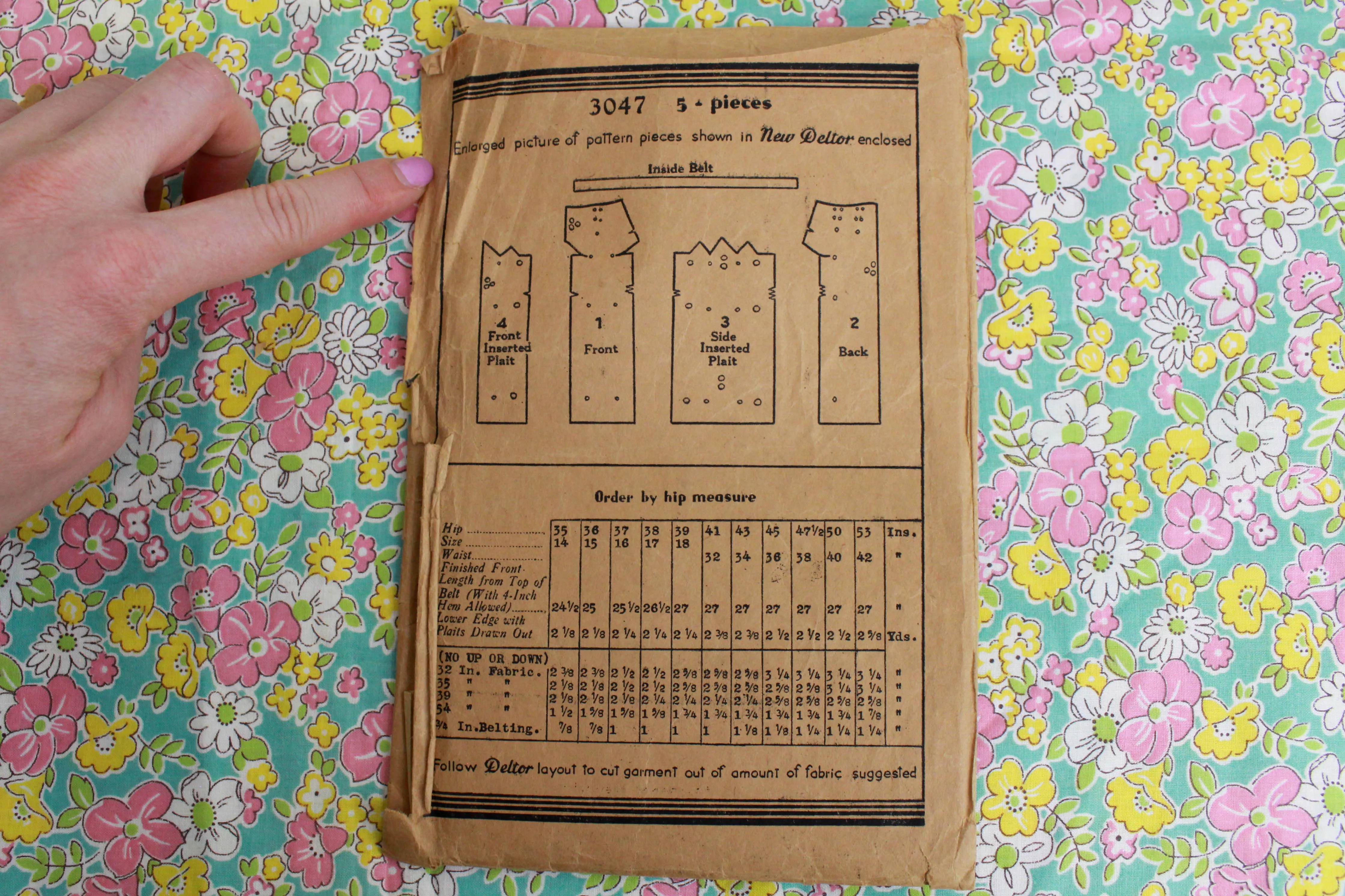 1920s Skirt Sewing Pattern Butterick 3047, Hip 39", Gored Midi Skirt