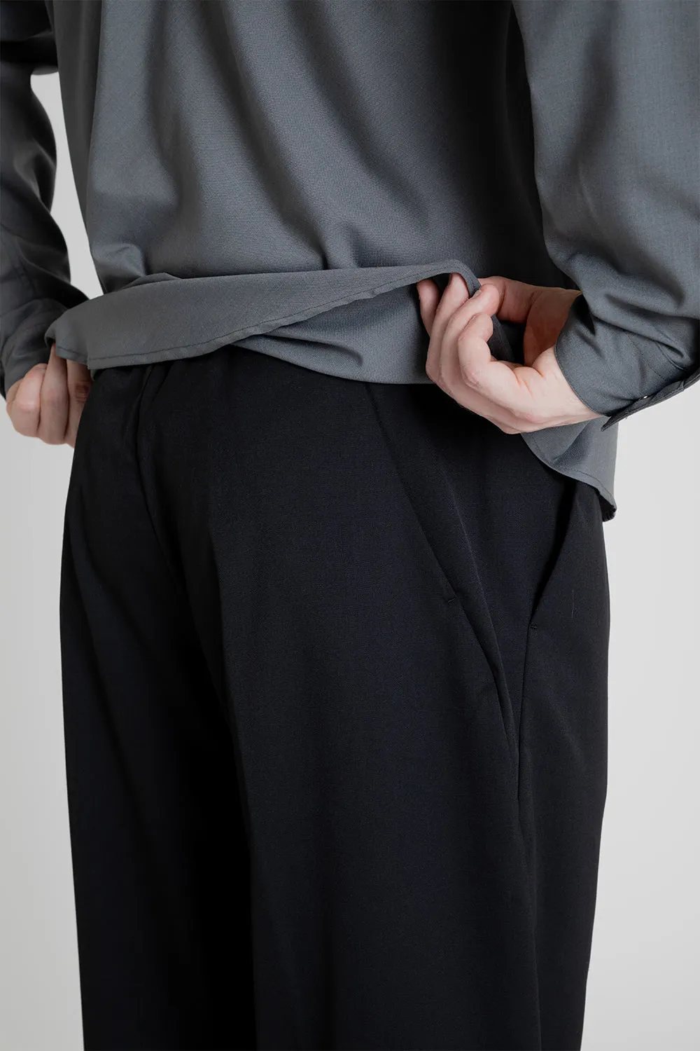 One Tuck Wool Pants - Black