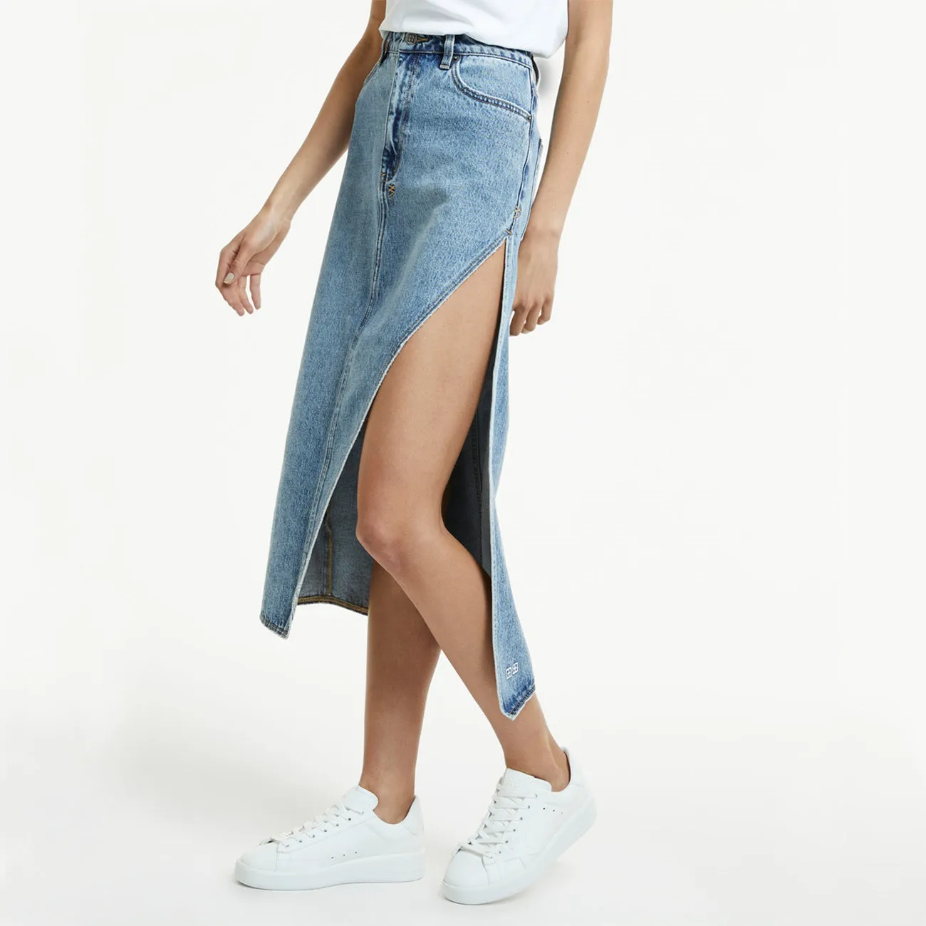 SYNERGY SKIRT VIBES
